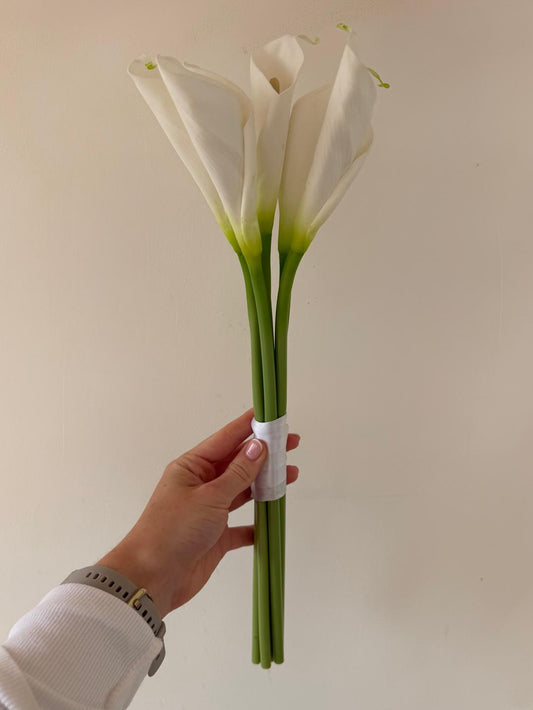 The Signature Calla Petite (Bridesmaid Size)